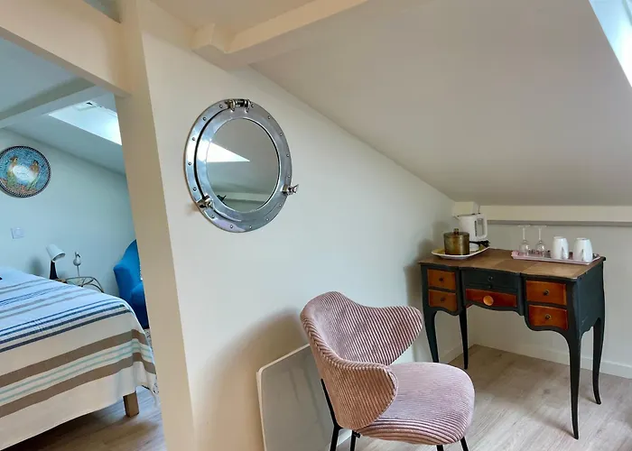 Bed & Breakfast Constance De Bretagne 3*